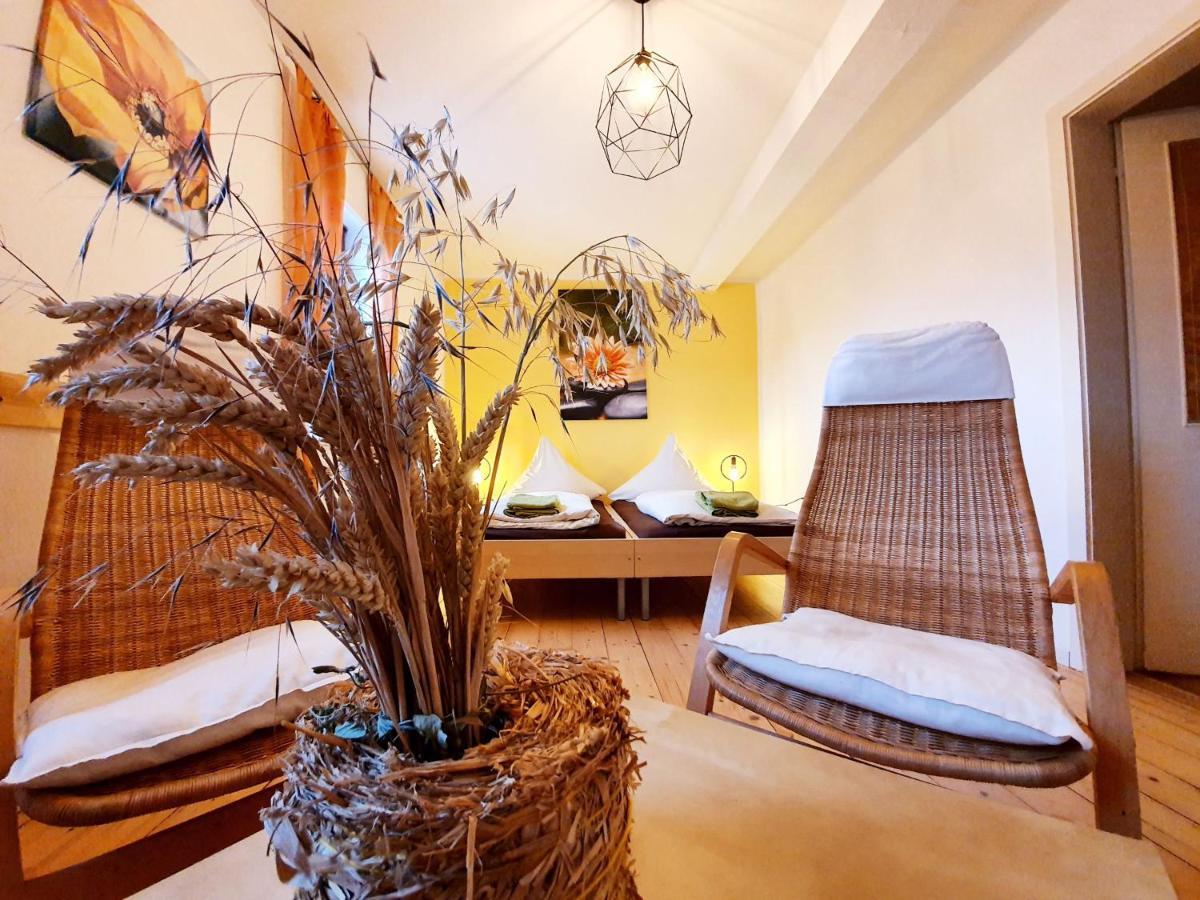 Pension Schuetze Daasdorf am Berge 外观 照片