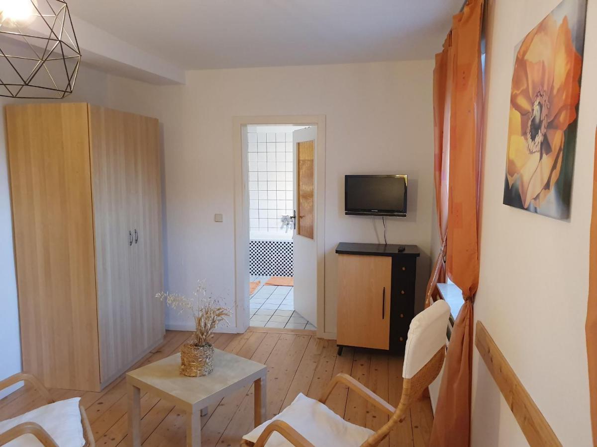 Pension Schuetze Daasdorf am Berge 外观 照片