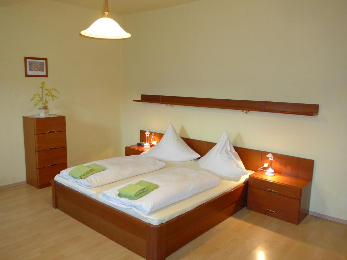 Pension Schuetze Daasdorf am Berge 外观 照片