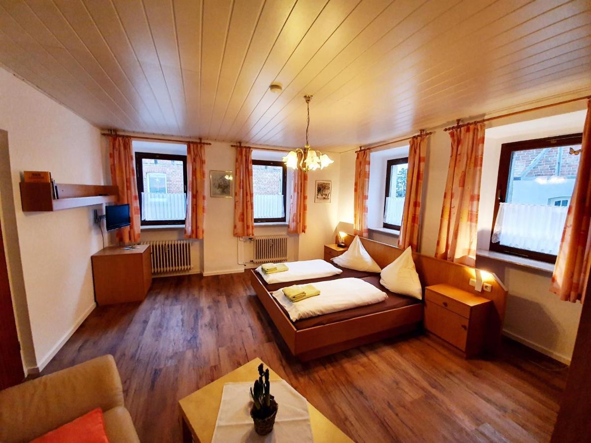 Pension Schuetze Daasdorf am Berge 外观 照片