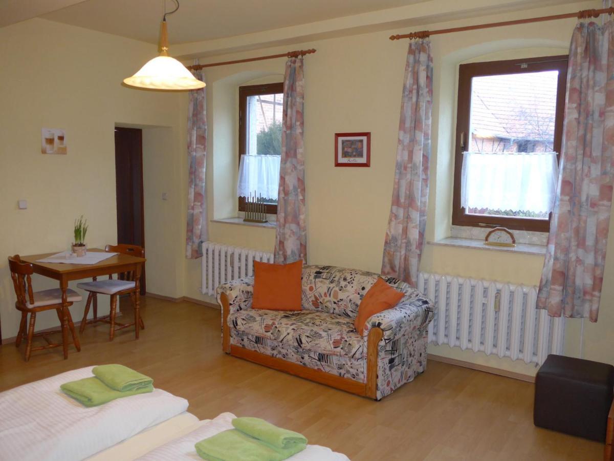 Pension Schuetze Daasdorf am Berge 外观 照片