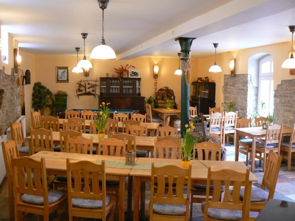 Pension Schuetze Daasdorf am Berge 外观 照片