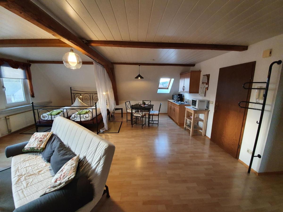 Pension Schuetze Daasdorf am Berge 外观 照片